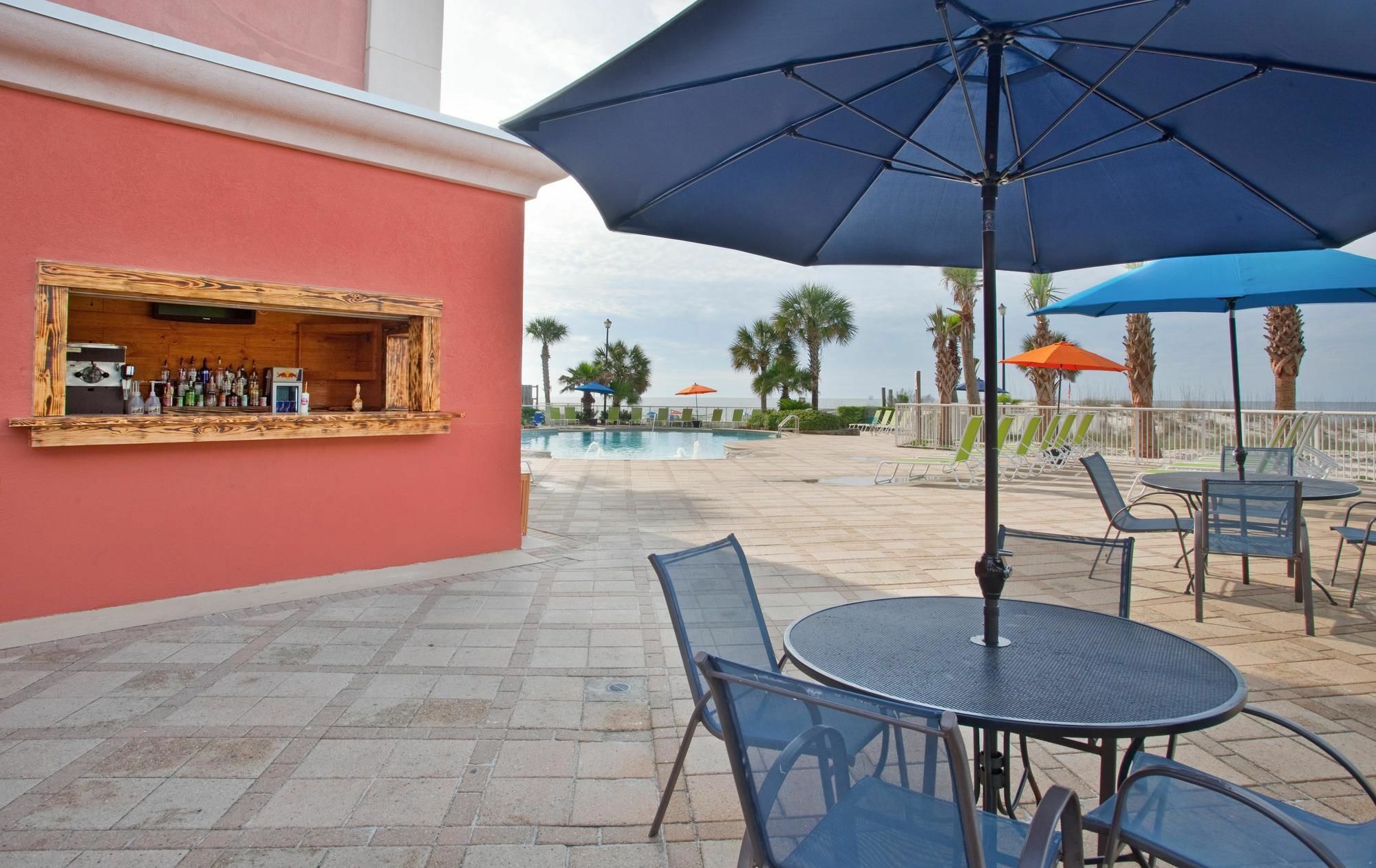 Holiday Inn Express Orange Beach - On The Beach, An Ihg Hotel Exterior photo